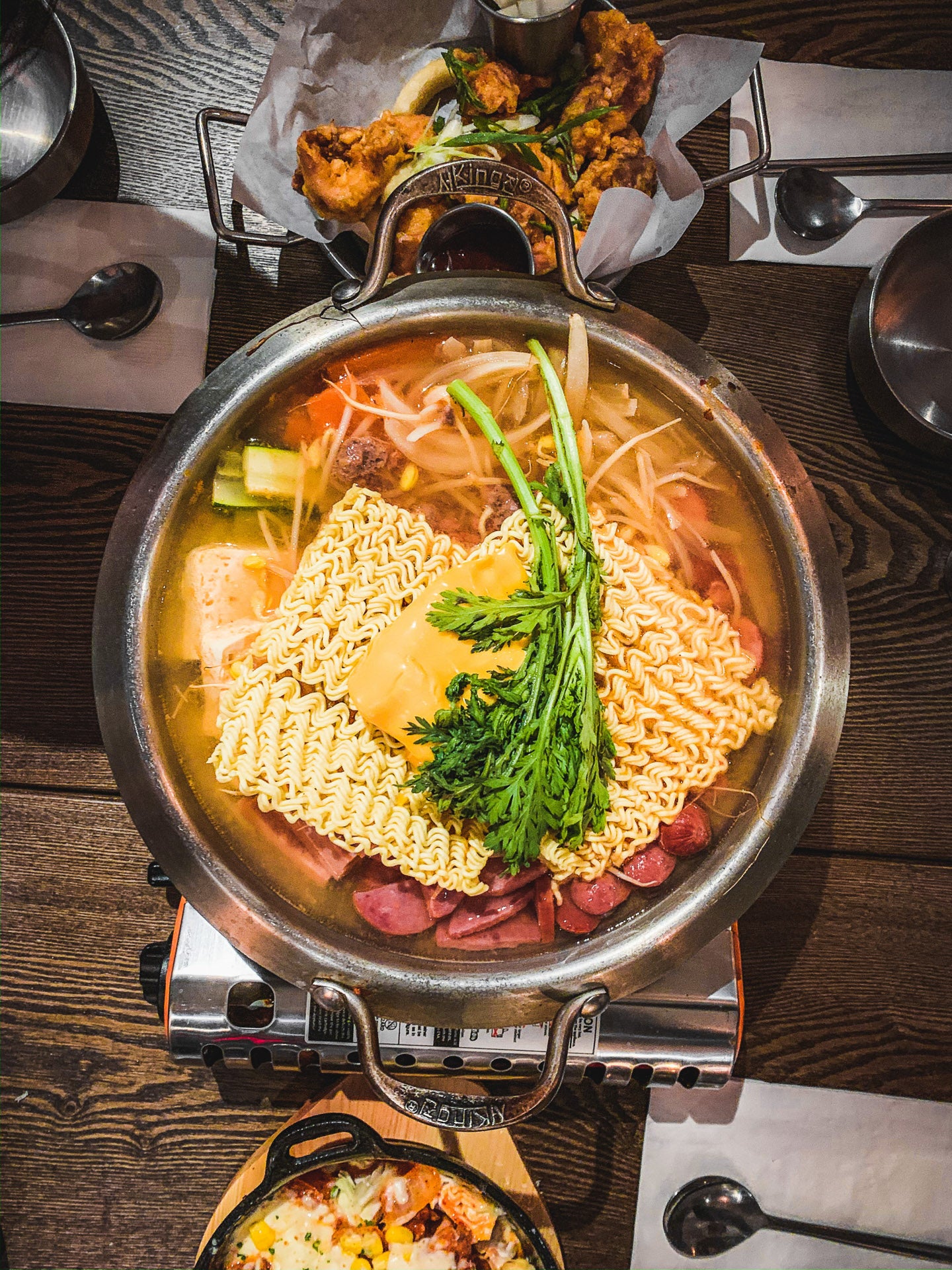 HOT POT MIT LAU THAI GEWÜRZMISCHUNG